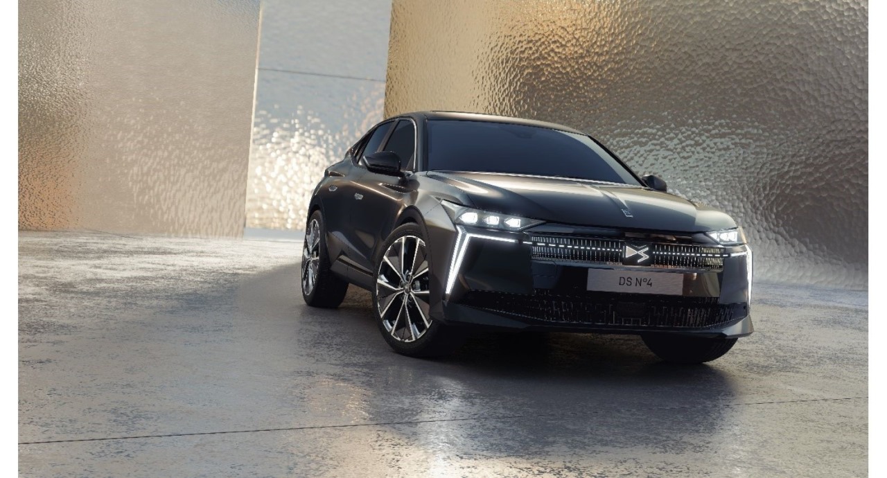 سيارة “DS N4” .. الريادة المبتكرة المكرّسة للتميّز