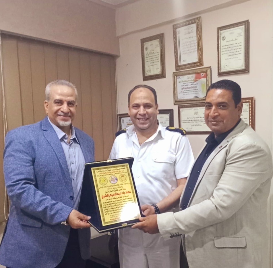 رموز وطنيه تسعد قلوب المصريين العميد عماد عبدالرحيم الشيخ مامور قسم الضواحى بسكك حديد مصر …كتب الشريف المستشار اسماعيل الانصارى