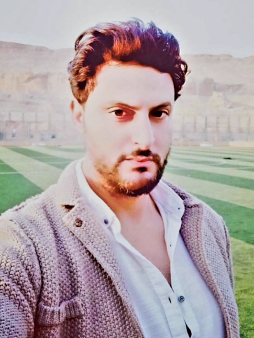 الوطن كمقبرة … حين يصبح الحلم تهمة ، والنجاح خيانة ”  بقلم : كريم علاء الدين …متابعة الشريف المستشار اسماعيل الانصارى