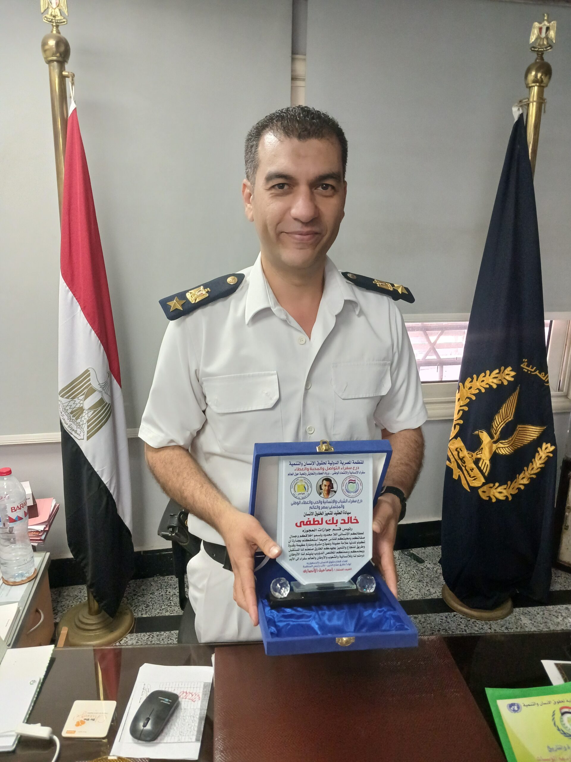 نماذج مضيئه فى سماء الوطن وحياة المصريين العقيد خالد لطفى رئيس قسم جوازات العجوزه ….كتب الشريف المستشار اسماعيل الانصارى